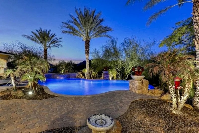 3MILLION$ LUXURY MANOR+SPORTCOURT+THEATER+GYM+GOLF in Phoenix, Arizona, United States — photo 3
