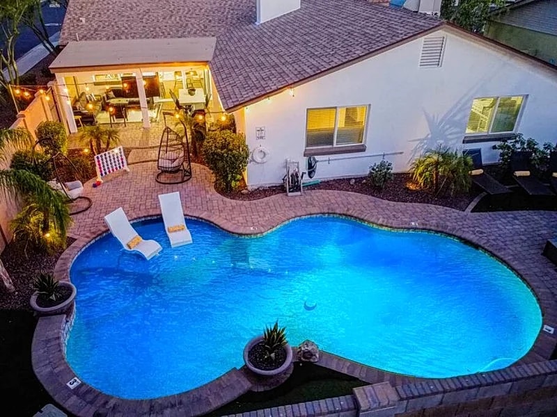 Spring St in Scottsdale, Arizona, United States — photo 3