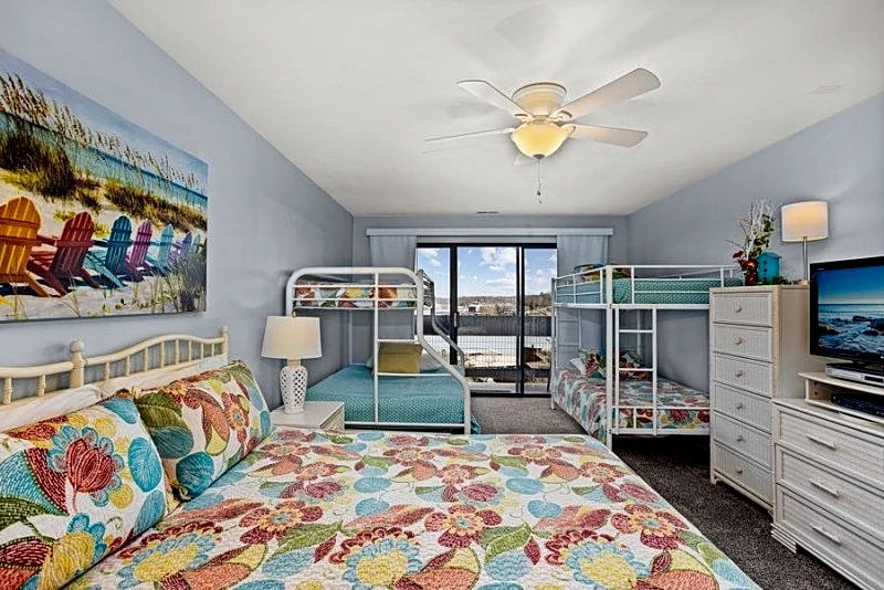 Knolls 1124 - Beautiful Upper Level Condo! in Osage Beach, Missouri, United States — photo 5