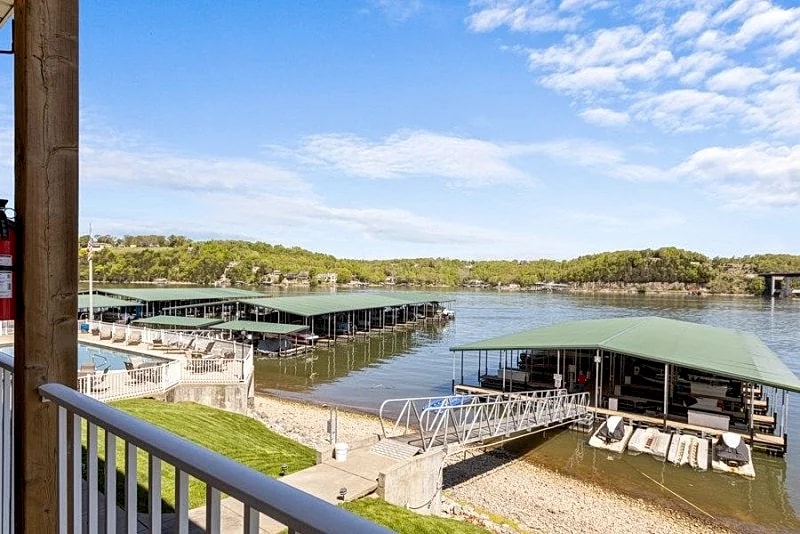 Miramar 245-2B - Updated Waterfront Condo! in Camdenton, Missouri, United States — photo 5