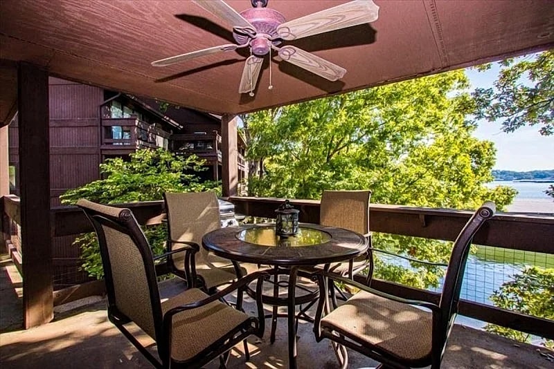 Knolls 0621 Cozy waterfront condo with great amenities!