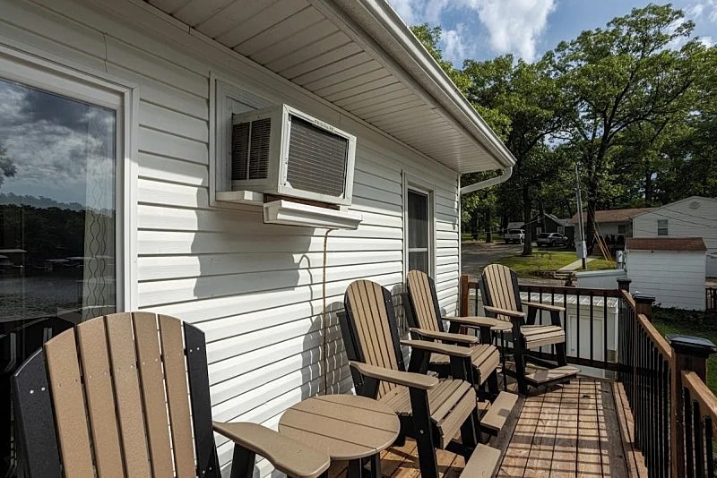 Relax Away Bay 5 - Quiet Waterfront Tranquility in Sunrise Beach, Missouri, United States — photo 5