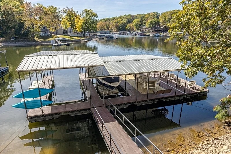 Wolf Lodge - Waterfront Lake Home on Quiet Cove with Large Covered Dock! in Sunrise Beach, Missouri, United States — photo 3