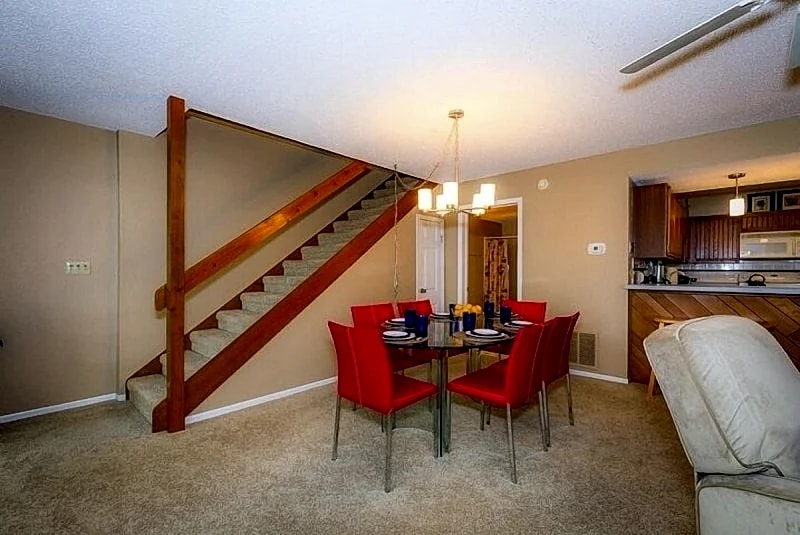 Runabout Drive-All the Comforts of Home in this 3 Bedroom Waterfront Home! in Osage Beach, Missouri, United States — photo 3