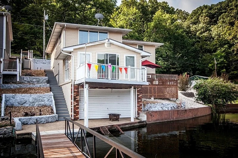 Quiet Waters - Spacious Waterfront Home!