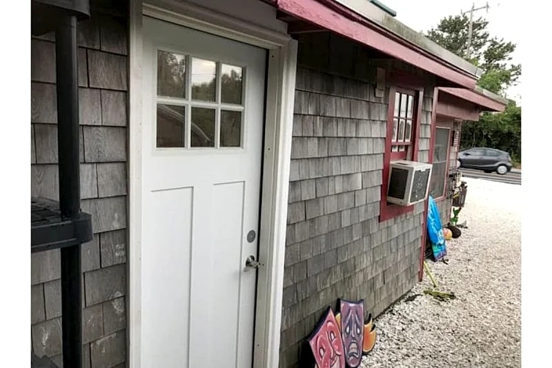 Chanel Studio at the Conwell Dune Shack Provincetown - 5 min walk to downtown! in Provincetown, Massachusetts, United States — photo 4