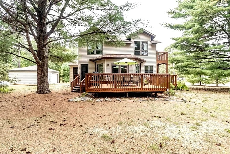 LAKEFRONT HOME ON CASTLE ROCK LAKE WITH PRIVATE PIER - PET FRIENDLY in Friendship, Wisconsin, United States — photo 5