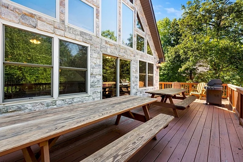 "Rocky Top" Great for Entertaining, Private Hot Tub, Gas Grill, Firepit, Pool Table in Lake Harmony, Pennsylvania, United States — photo 4