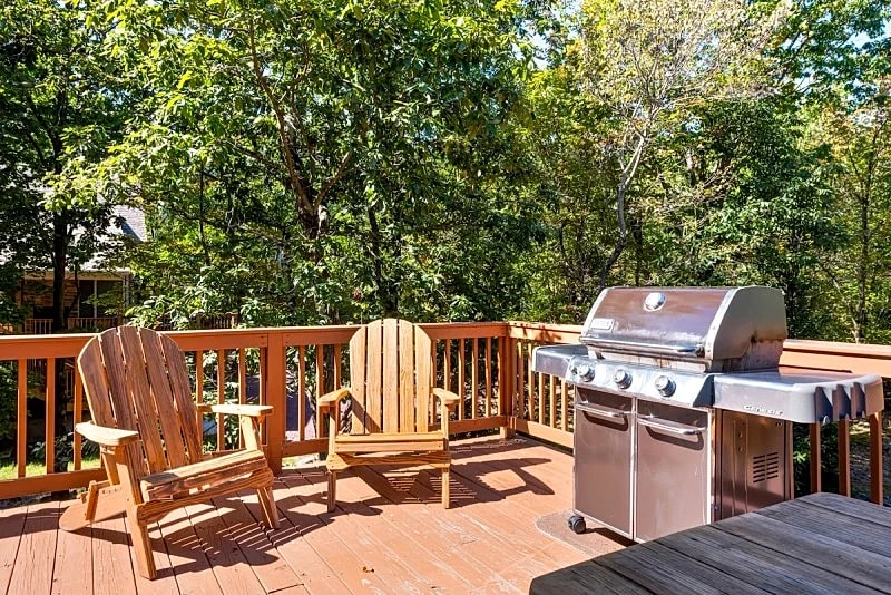 "Rocky Top" Great for Entertaining, Private Hot Tub, Gas Grill, Firepit, Pool Table in Lake Harmony, Pennsylvania, United States — photo 3