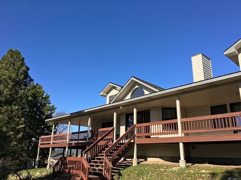 Family Ties ~ Amazing home with views - Sleeps 20 - Game room - Fireplace - Wifi in Cascade, Idaho, United States — photo 1
