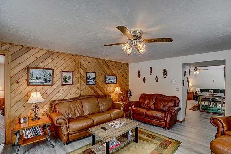 The Ponderosa ~ Peaceful - Private - Picturesque cabin on 5 acres in the Pines in Cascade, Idaho, United States — photo 3