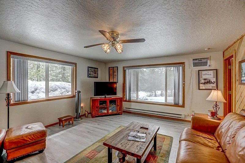 The Ponderosa ~ Peaceful - Private - Picturesque cabin on 5 acres in the Pines in Cascade, Idaho, United States — photo 5