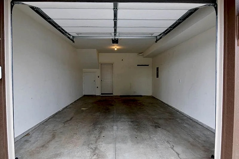 Maple Leaf Retreat - 3 bd, 3 ba Townhome - Pet-friendly - Sleeps 8 - Garage - Wifi in McCall, Idaho, United States — photo 2