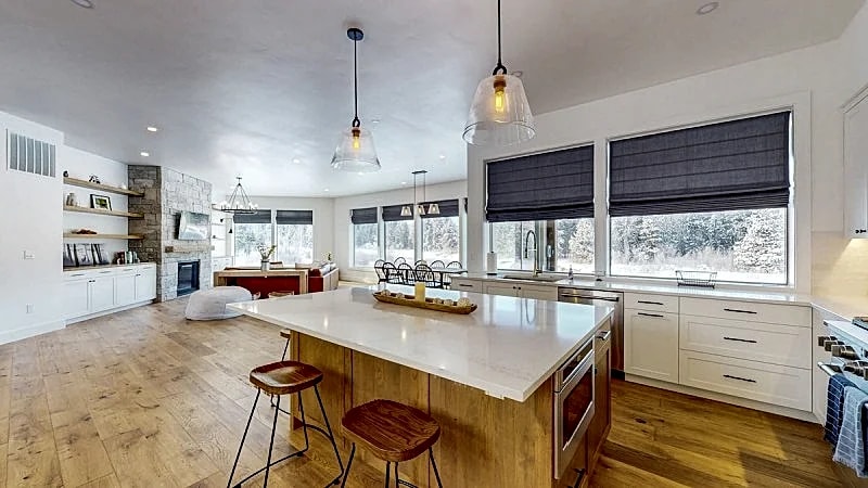 New! Rivers Bend - Riverfront - Clubhouse w/gym, sauna, pool, hot tub in McCall, Idaho, United States — photo 5