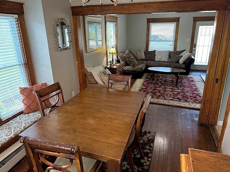 1st Class Rentals: Munson Manor III, 5 Bedrooms, 2 Baths, Prime Oneonta Location in Otsego County, New York, United States — photo 5