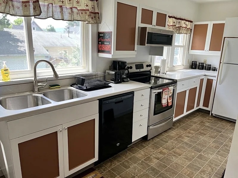1st Class Rentals 4 Bedroom 2 Bathroom House - Otsego County, Oneonta in Otsego County, New York, United States — photo 3