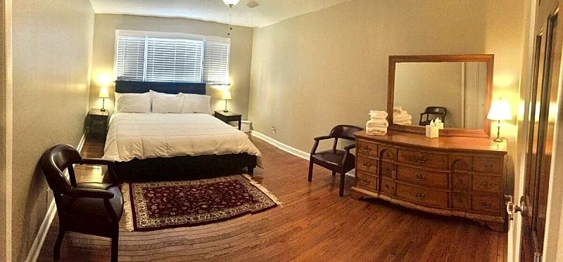All Newly Updated 5 Bedroom/2 Bathroom Summer Baseball Rental - Oneonta