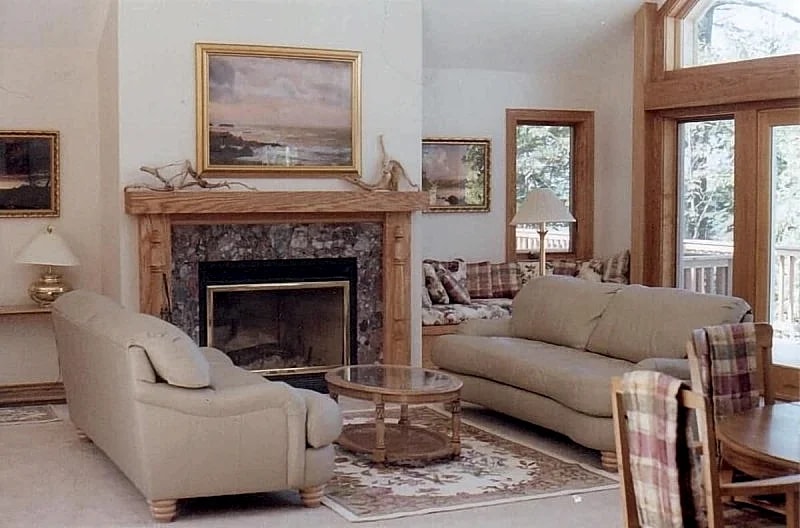 Beautiful Lake Michigan Beachfront Cottage in Harbor Springs, Michigan, United States — photo 2