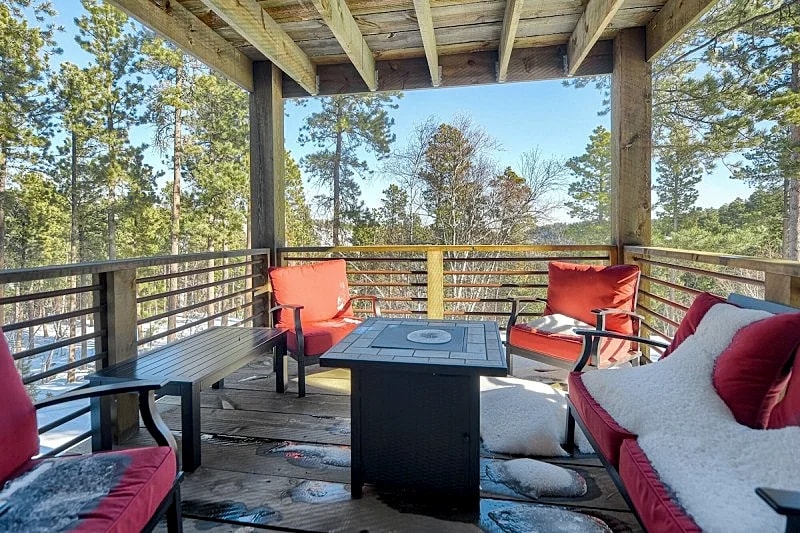 Foote Creek Lodge | 4 Bed, 3 Bath in Lead, South Dakota, United States — photo 3