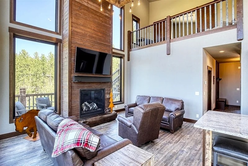 Golden Eagle`s Nest - Private! Amazing views! in Lead, South Dakota, United States — photo 4