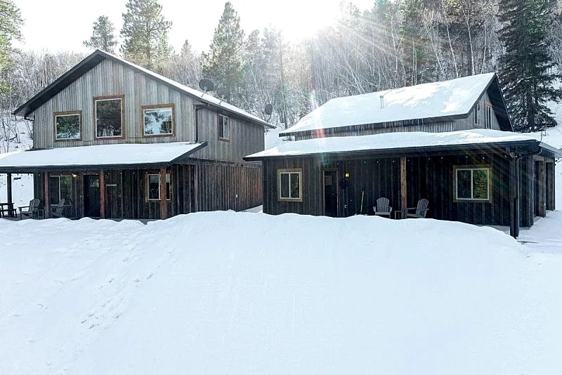 Hills Crew Hideout - Secluded with Hot tub! in Lead, South Dakota, United States — photo 2