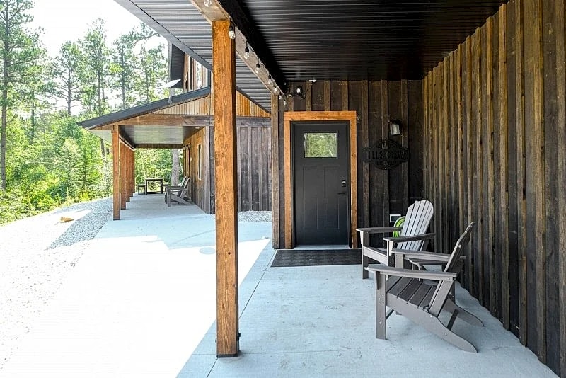 Hills Crew Hideout - Secluded with Hot tub! in Lead, South Dakota, United States — photo 4