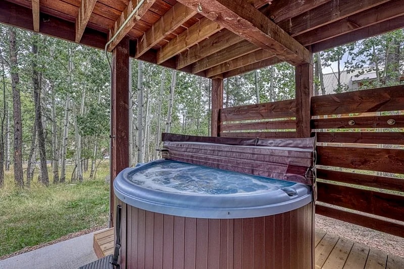 Sawtooth Lodge - 3 level home overlooking the Clubhouse. in Lead, South Dakota, United States — photo 2