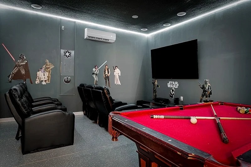 Bella Vida Paradise | Games,Theater Room | Screened-in Pool in Kissimmee, Florida, United States — photo 4