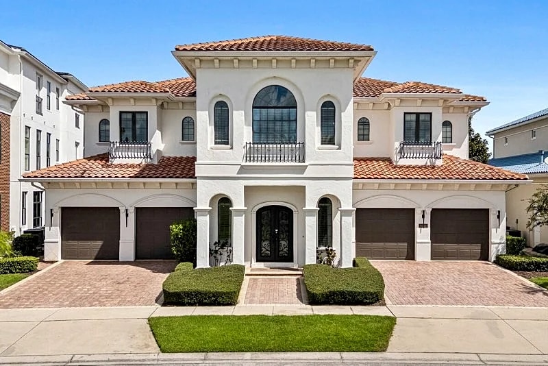The Grand Beauty Villa | Game Room | Theater Room | Themed Bedrooms | Fitness Room in Kissimmee, Florida, United States — photo 4
