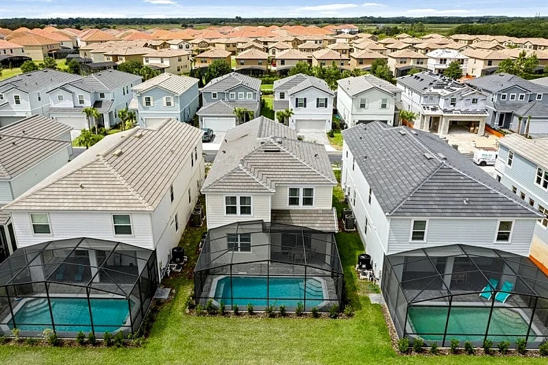 Solterra Elegance | 5-Bed 4-Bath | Private Pool Home in Solterra Resort in Davenport, Florida, United States — photo 2