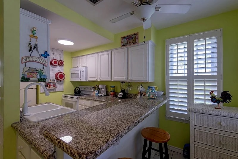 A Touch of Bermuda at Truman Annex in Key West, Florida, United States — photo 5