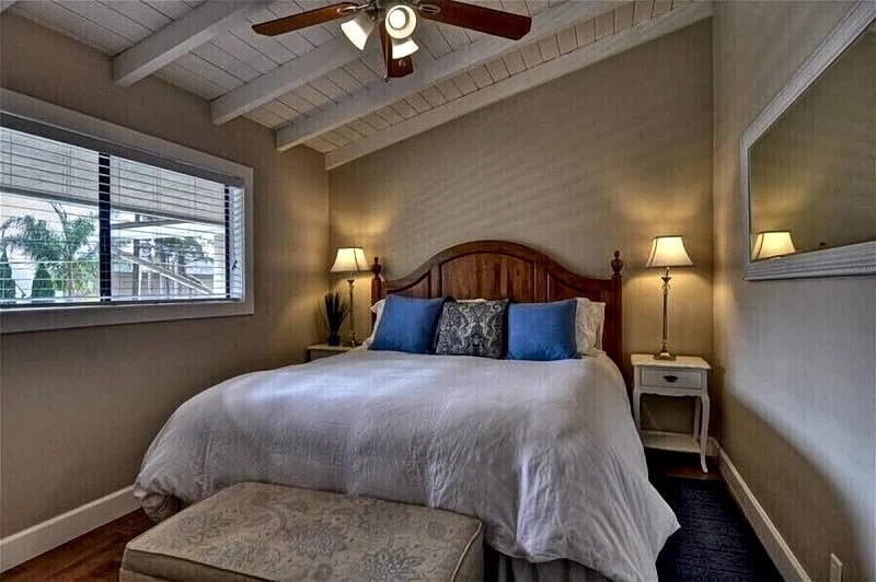 Clean & Highly Rated - Close to CDM Beach/Village, A/C&Garage in Newport Beach, California, United States — photo 3