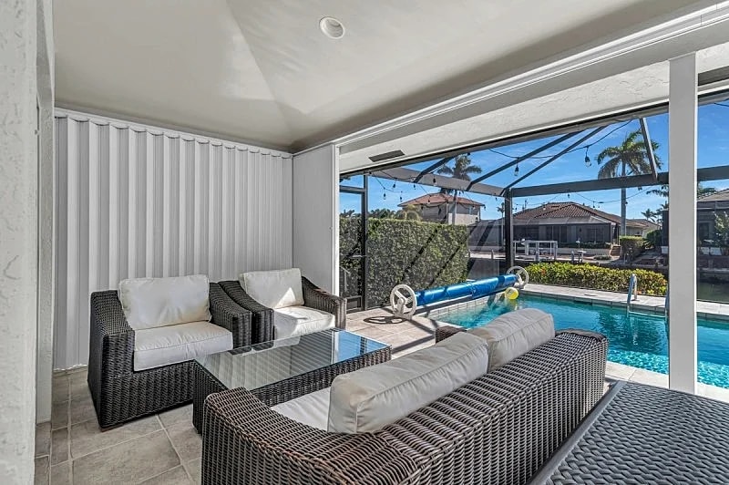 Charming 1165 Bond Ct. 4 Bed Waterfront Escape w/ Pool and Dock - Marco Island in Marco Island, Florida, United States — photo 5