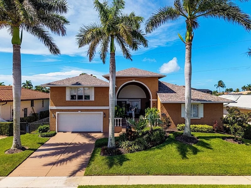 Stay & Play Waterfront 3 Bed on Marco Island