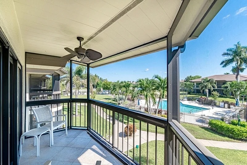 Desirable Garden Unit I Beach Access & Short Walk to Tigertail Beach in Marco Island, Florida, United States — photo 4
