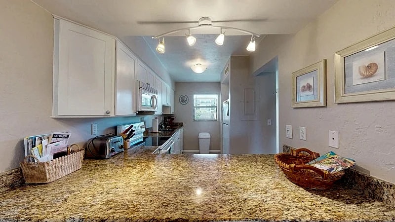 Desirable Location, Directly Across Street From South Beach Access!!! in Marco Island, Florida, United States — photo 2
