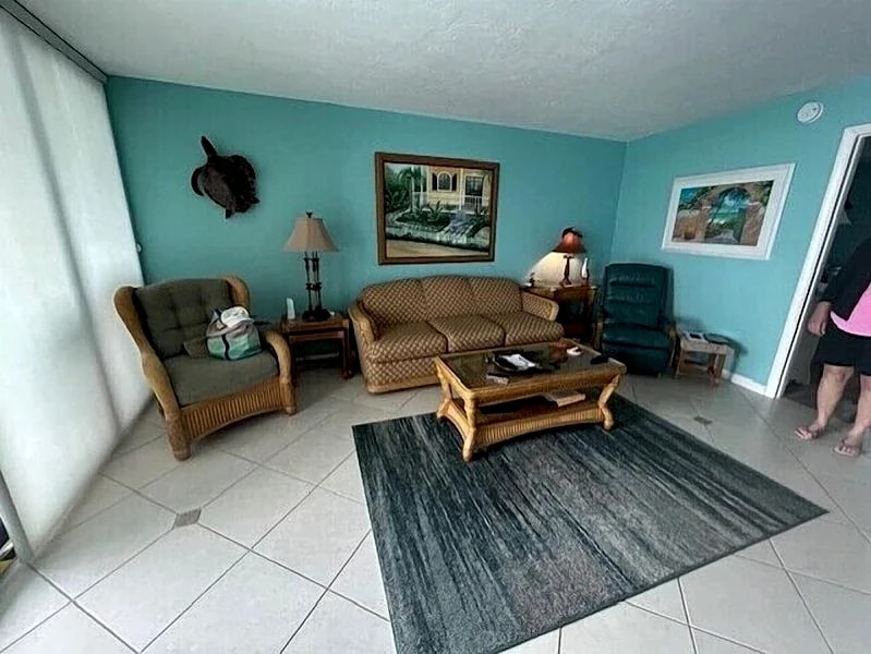 Dolphin Views & 5-Star Comfort Await in Marco Island, Florida, United States — photo 5