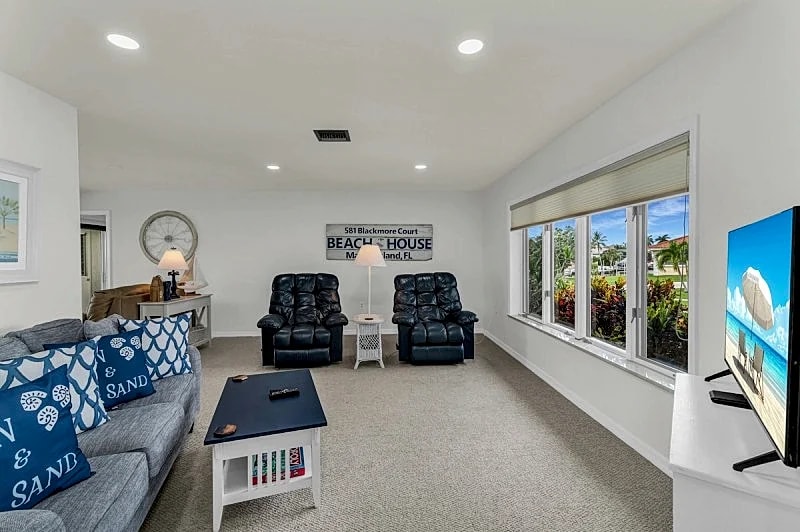 Blackmore Beach House I Beach Retreat in Tigertail in Marco Island, Florida, United States — photo 5
