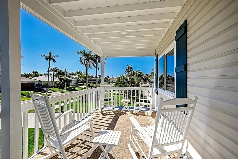 A Splash of Paradise I Waterfront 3 Bed Home on Marco Island in Marco Island, Florida, United States — photo 5