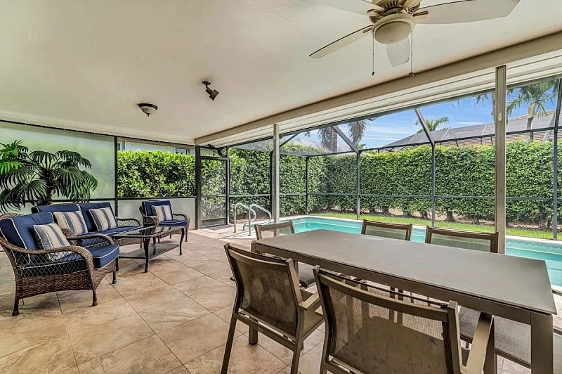 Short Walk to Maple Beach Access I 3/2 w/ Heated Pool in Marco Island, Florida, United States — photo 3