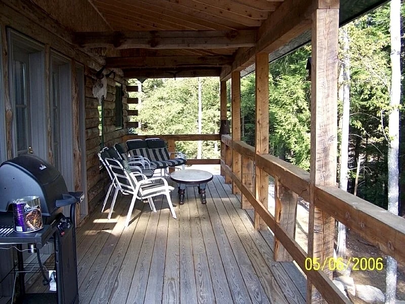 Cabin at Falls Romantic All Seasons Wonderland in Bristol, New Hampshire, United States — photo 3