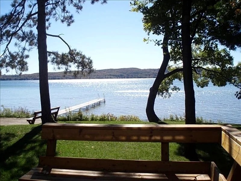 Lakefront Home on Big Platte Lake! Perfect for families and groups,Traverse City in Honor, Michigan, United States — photo 2