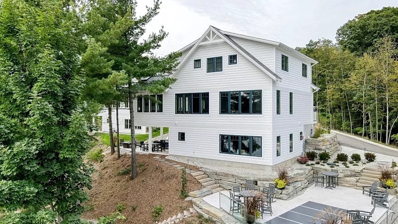 Traverse City Lakemore Resort Side by Side Luxury Lakefront Homes on Arbutus Lk in Traverse City, Michigan, United States — photo 5