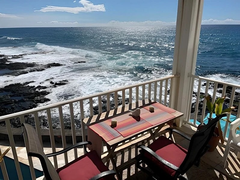 Oceanfront Bliss at Hale Kona Kai 310 - 1BR Retreat in Kailua Kona in North Kona, Hawaii, United States — photo 2