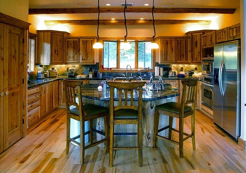 Luxury Log Cabin_Bridger Vista Lodge_ask to save in Bozeman, Montana, United States — photo 3