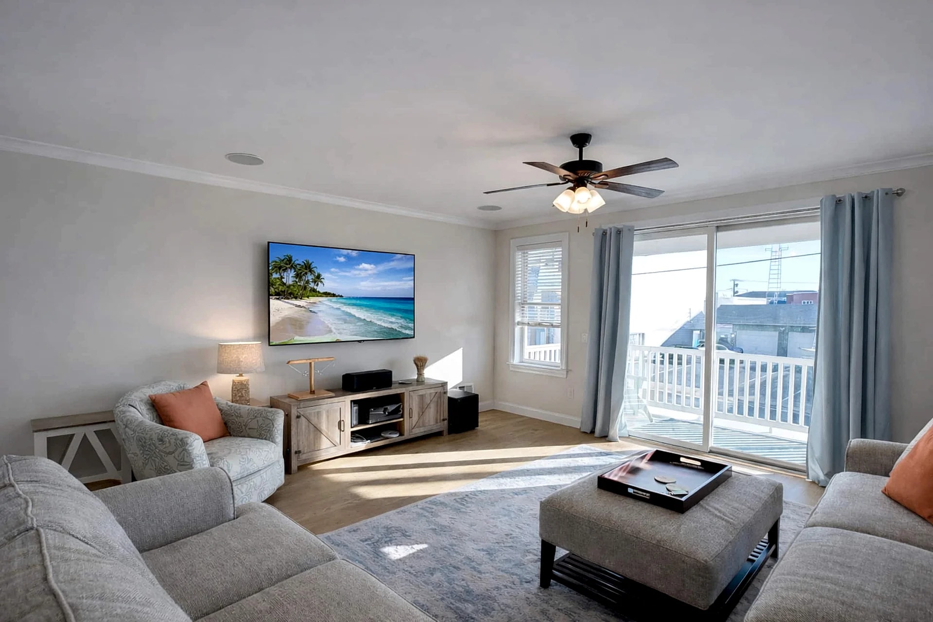 Wow! 5-Bedroom, 4-Bathroom, Beach Block in Seaside Heights, New Jersey, United States — photo 3