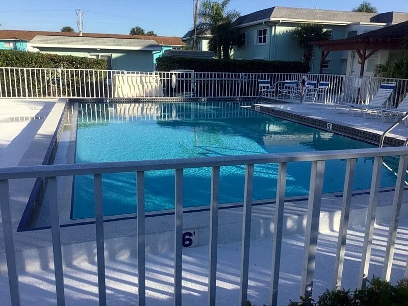 Tropical Paradise in Bradenton Beach, Florida, United States — photo 3