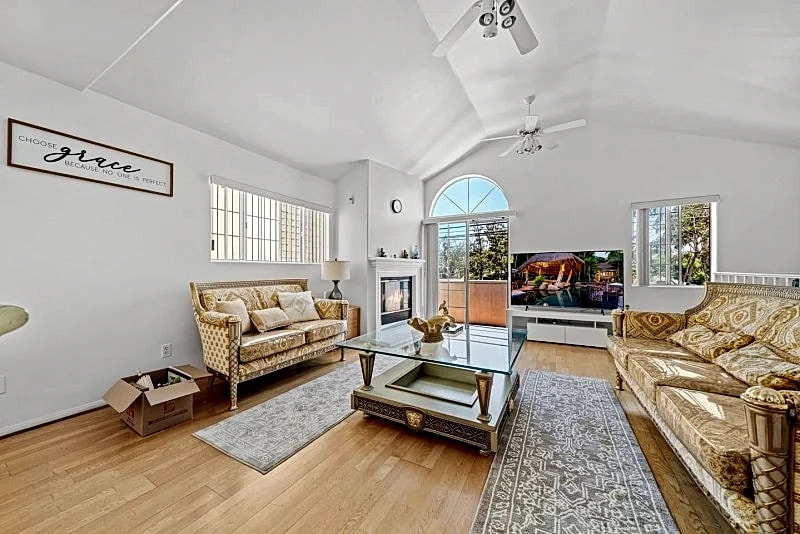 30% OFF | Beverlywood Retreat | Work & Relax in Los Angeles, California, United States — photo 1