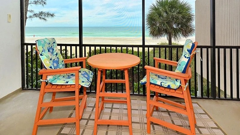 Sits ON the Sand!! Newly Remodeled Full Gulf View in Bradenton Beach, Florida, United States — photo 4