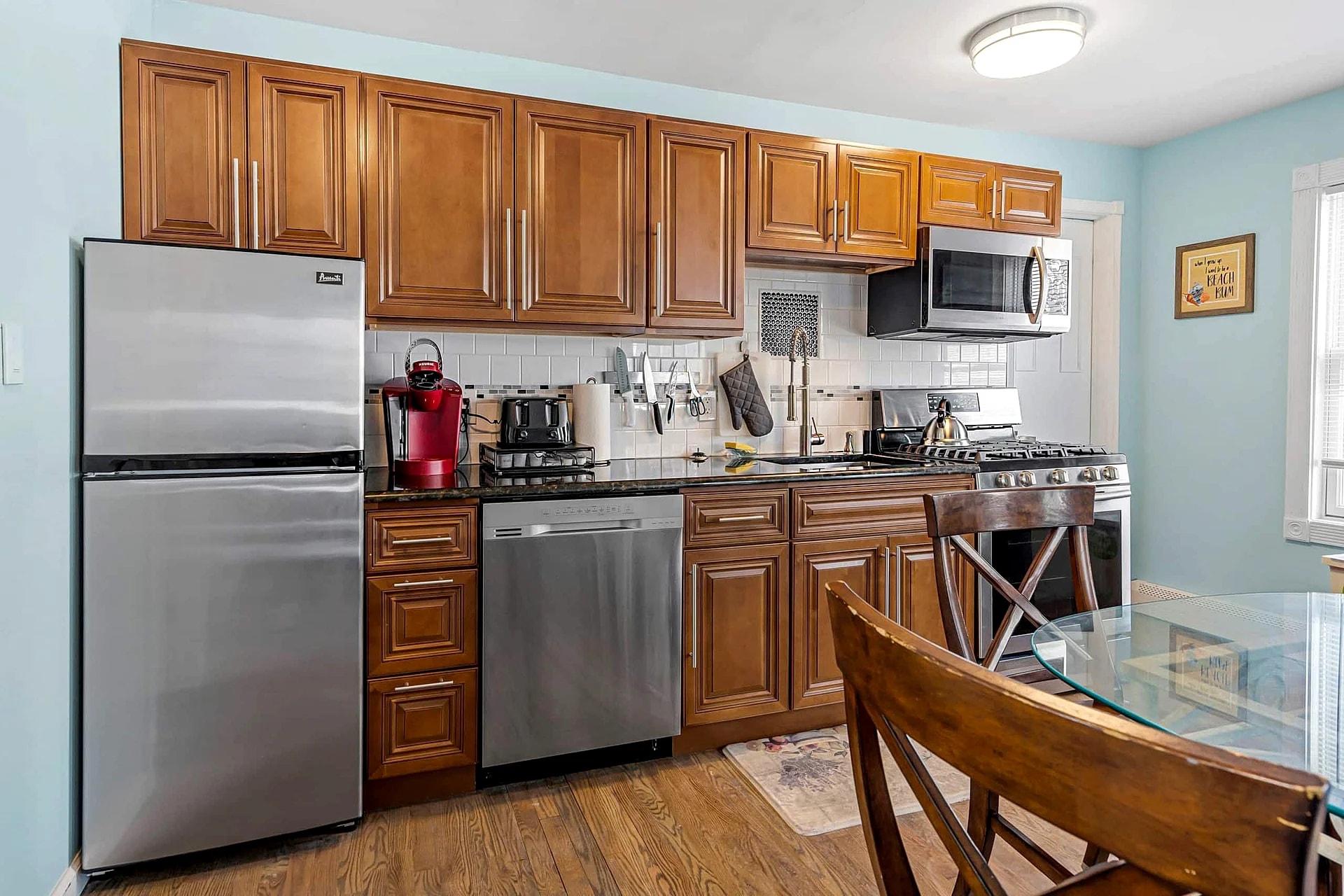 Wow. 2-Bedroom, 2-Bathroom: Beach Block in Seaside Heights, New Jersey, United States — photo 4